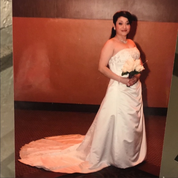 Davis Bridal Wedding Dress Gown - Picture 9 of 15